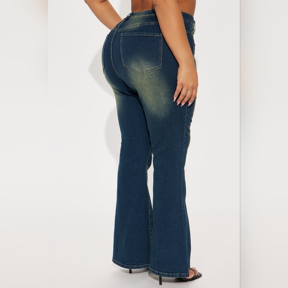 Hot Stuff Low Rise Tinted Flare Jeans Vintage Wash - Picture 3 of 5
